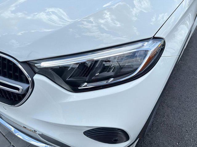 new 2025 Mercedes-Benz GLC 300 car, priced at $57,815