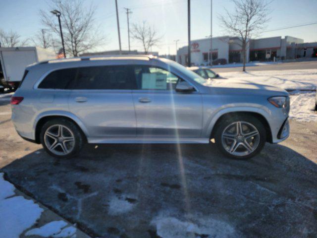 new 2025 Mercedes-Benz GLS 450 car, priced at $95,365