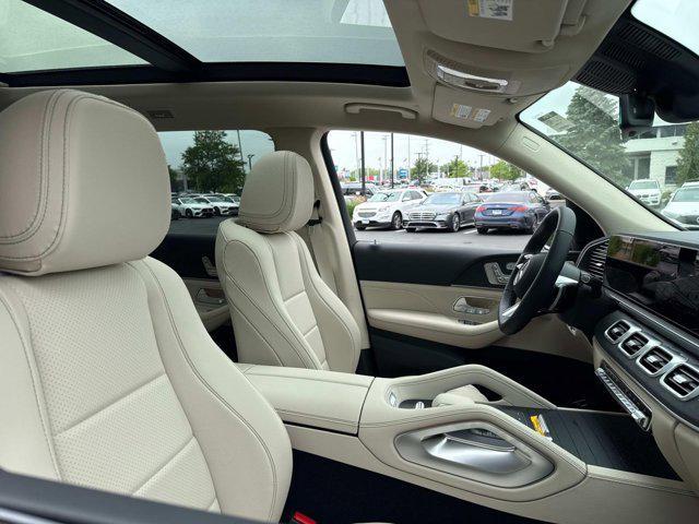 new 2025 Mercedes-Benz GLS 450 car, priced at $95,970