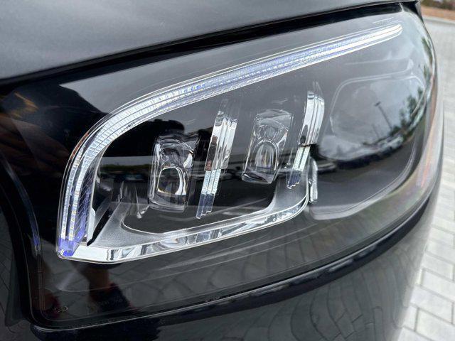 new 2025 Mercedes-Benz GLS 450 car, priced at $95,970