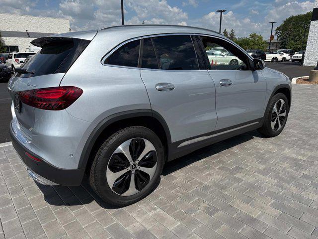 new 2025 Mercedes-Benz GLA 250 car, priced at $44,491