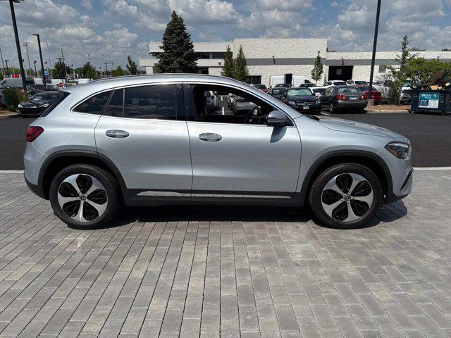 new 2025 Mercedes-Benz GLA 250 car, priced at $44,491