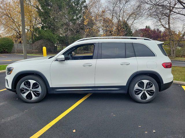 new 2024 Mercedes-Benz GLB 250 car, priced at $52,030