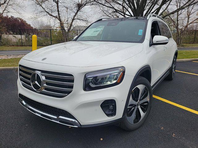 new 2024 Mercedes-Benz GLB 250 car, priced at $52,030