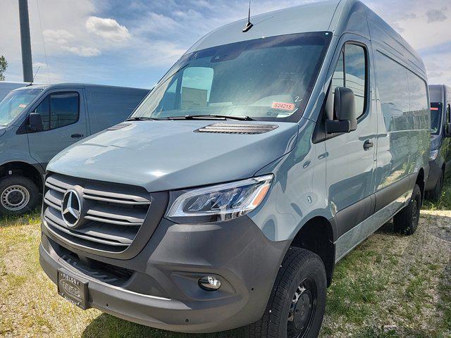 new 2024 Mercedes-Benz Sprinter 4500 car, priced at $75,825