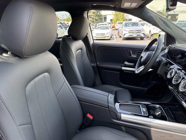 new 2025 Mercedes-Benz GLA 250 car, priced at $43,991