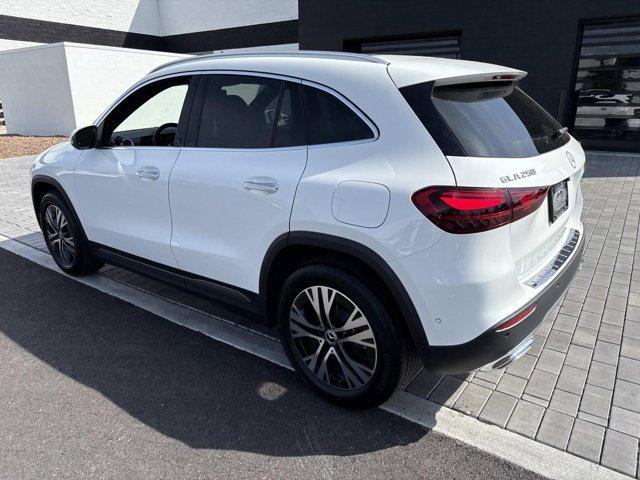 new 2025 Mercedes-Benz GLA 250 car, priced at $43,991