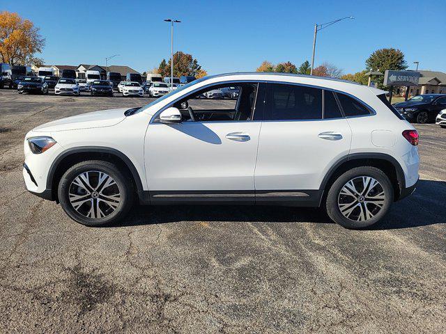 new 2025 Mercedes-Benz GLA 250 car, priced at $50,100