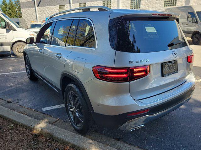 new 2024 Mercedes-Benz GLB 250 car, priced at $49,000