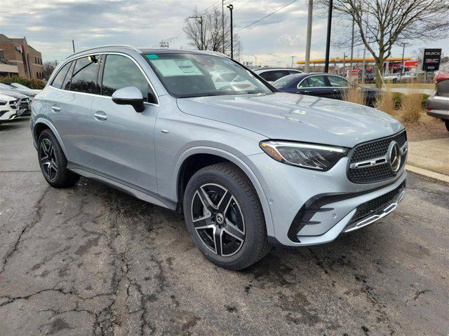 new 2025 Mercedes-Benz GLC 350e car, priced at $70,125