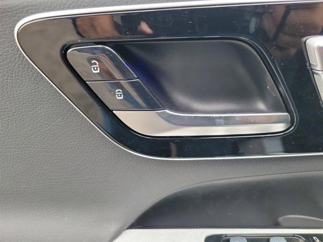 new 2025 Mercedes-Benz GLC 350e car, priced at $70,125