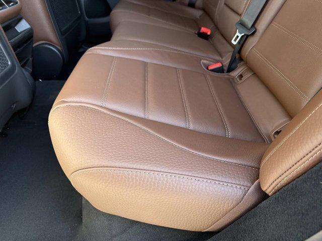 new 2026 Mercedes-Benz GLE 450 car, priced at $85,555