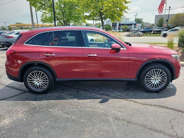 new 2024 Mercedes-Benz GLC 300 car, priced at $57,605