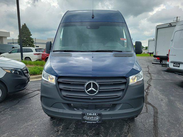 new 2024 Mercedes-Benz Sprinter 3500 car, priced at $70,518