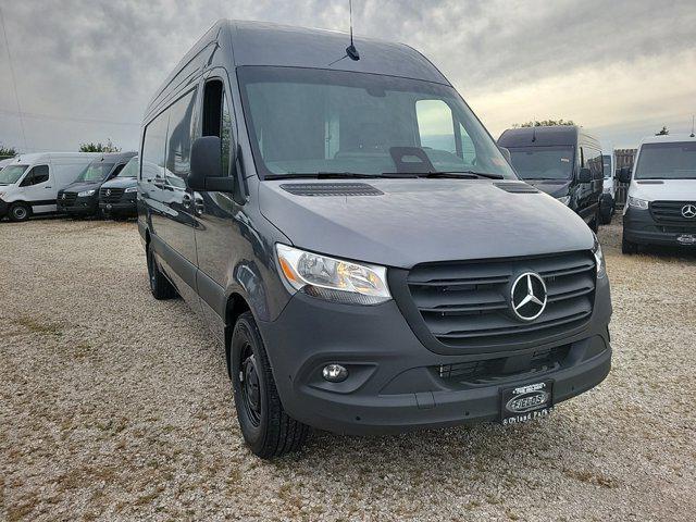 new 2025 Mercedes-Benz Sprinter 2500 car, priced at $76,433