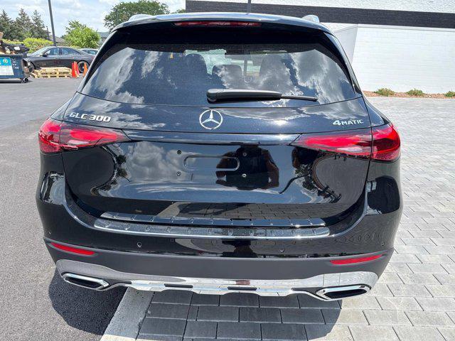 new 2025 Mercedes-Benz GLC 300 car, priced at $57,675