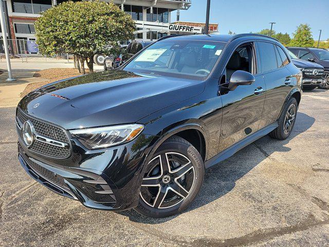 new 2024 Mercedes-Benz GLC 300 car