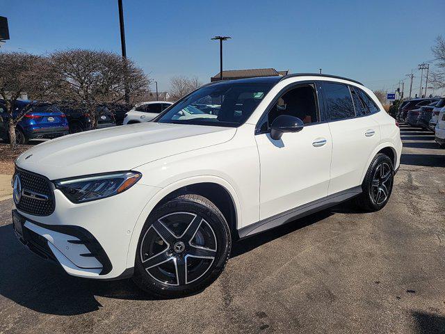 new 2025 Mercedes-Benz GLC 300 car, priced at $56,595