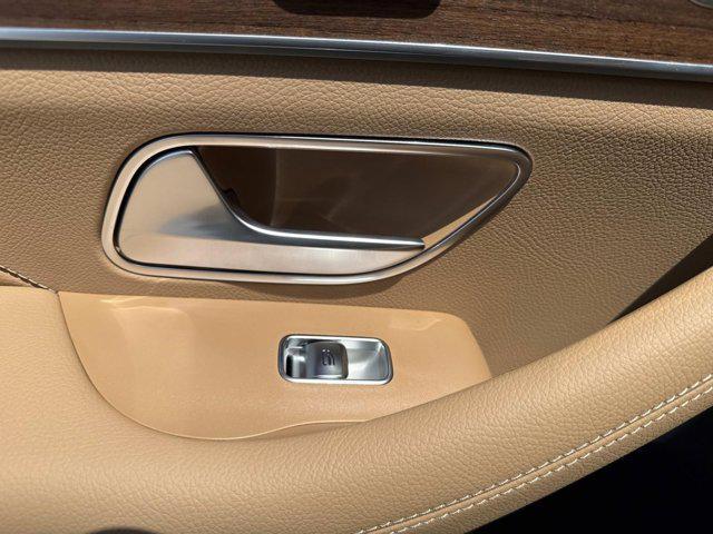 new 2025 Mercedes-Benz GLS 450 car, priced at $100,115