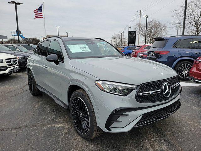 new 2025 Mercedes-Benz GLC 300 car, priced at $63,250