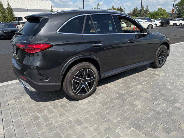 new 2025 Mercedes-Benz GLC 300 car, priced at $61,030