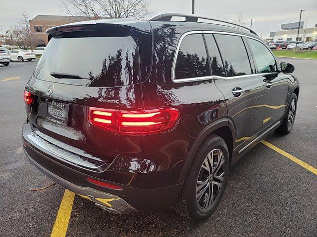 new 2024 Mercedes-Benz GLB 250 car, priced at $45,000