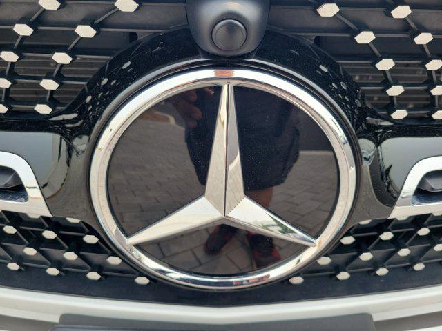 new 2025 Mercedes-Benz GLA 250 car, priced at $46,991