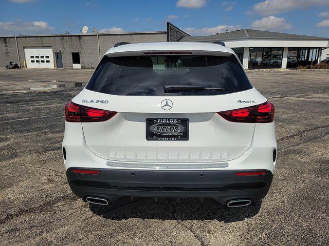 new 2024 Mercedes-Benz GLA 250 car, priced at $51,225