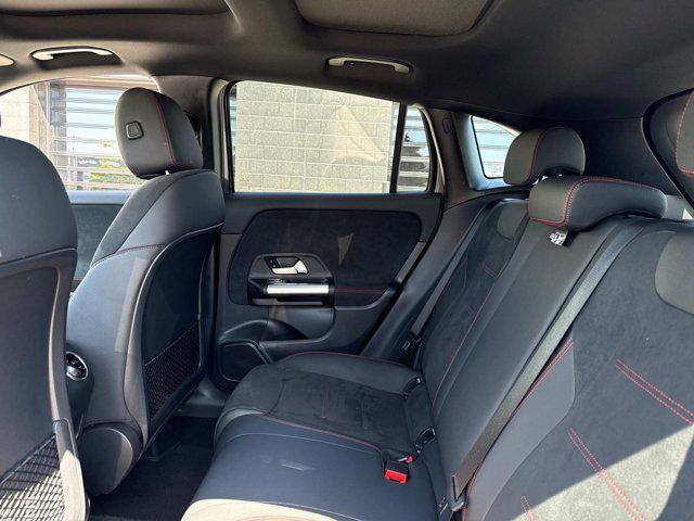 new 2025 Mercedes-Benz GLA 250 car, priced at $45,491