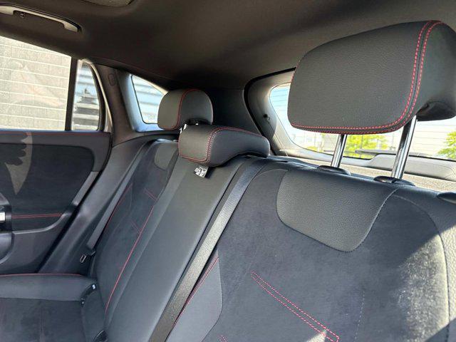 new 2025 Mercedes-Benz GLA 250 car, priced at $45,491