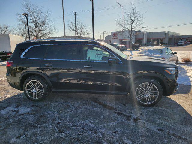 new 2025 Mercedes-Benz GLS 450 car, priced at $91,945