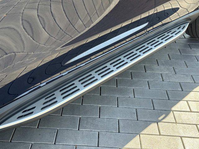 used 2022 Mercedes-Benz GLE 350 car, priced at $48,991