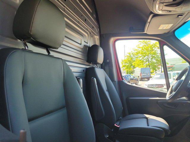 new 2025 Mercedes-Benz Sprinter 2500 car, priced at $69,681