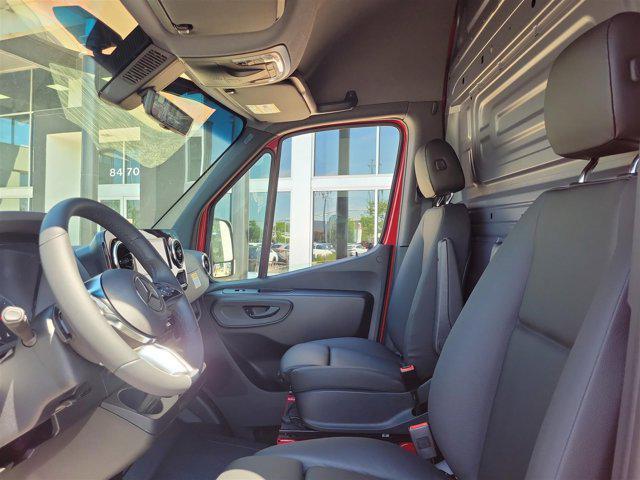 new 2025 Mercedes-Benz Sprinter 2500 car, priced at $69,681