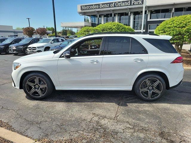 new 2024 Mercedes-Benz GLE 580 car, priced at $104,090