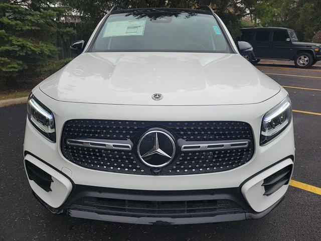 new 2024 Mercedes-Benz GLB 250 car, priced at $52,770