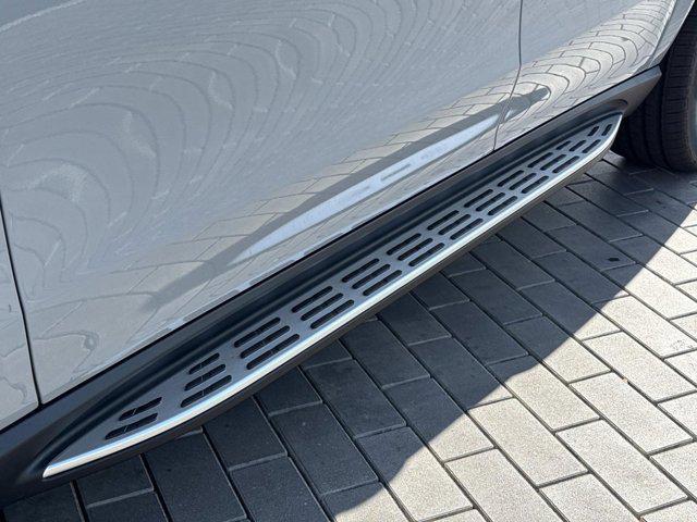 new 2026 Mercedes-Benz GLE 450 car, priced at $81,995