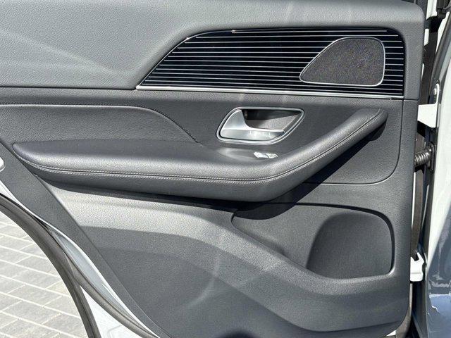 new 2026 Mercedes-Benz GLE 450 car, priced at $81,995