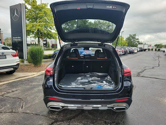 new 2024 Mercedes-Benz GLC 300 car, priced at $59,105