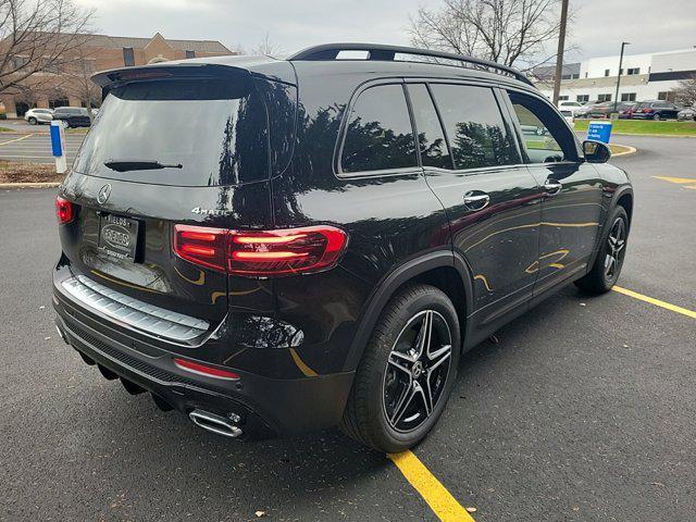 new 2025 Mercedes-Benz GLB 250 car, priced at $55,890