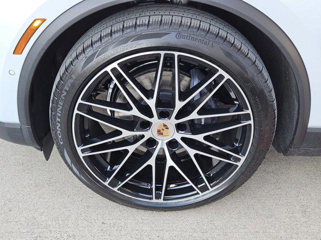 used 2025 Porsche Macan car, priced at $72,995