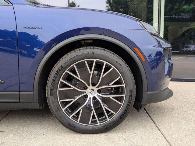 new 2025 Porsche Macan car, priced at $99,695