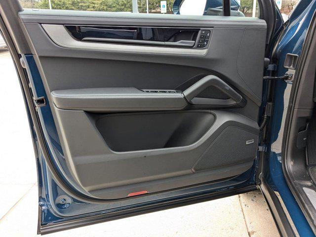 used 2025 Porsche Cayenne car, priced at $89,995