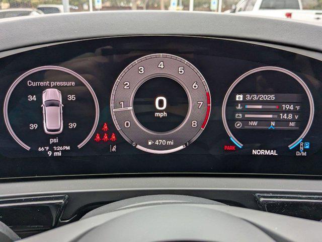 used 2025 Porsche Cayenne car, priced at $89,995