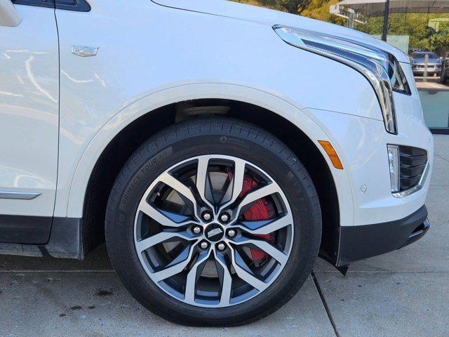 used 2024 Cadillac XT5 car, priced at $39,995