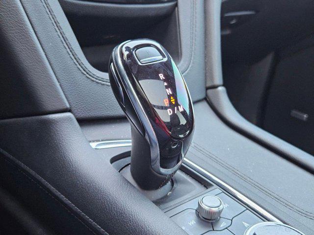 used 2024 Cadillac XT5 car, priced at $39,995