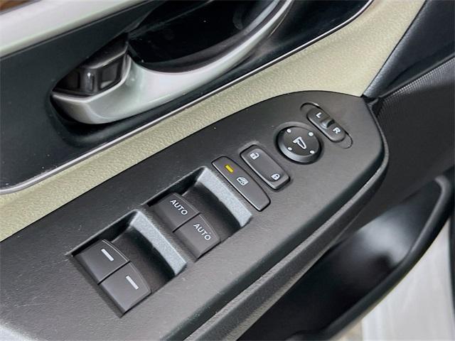used 2020 Honda CR-V car, priced at $20,000