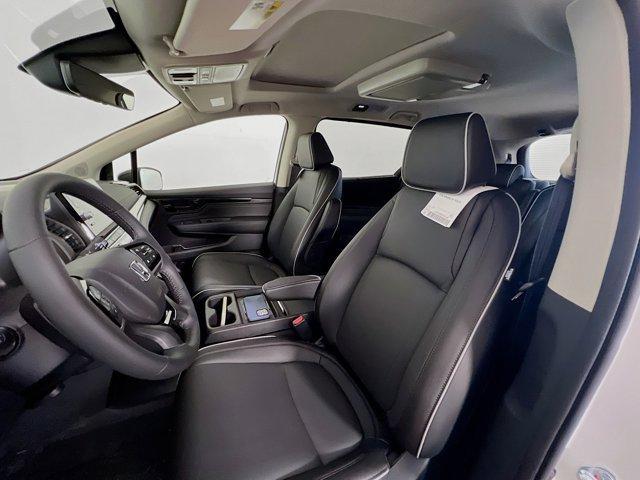 new 2025 Honda Odyssey car, priced at $45,456