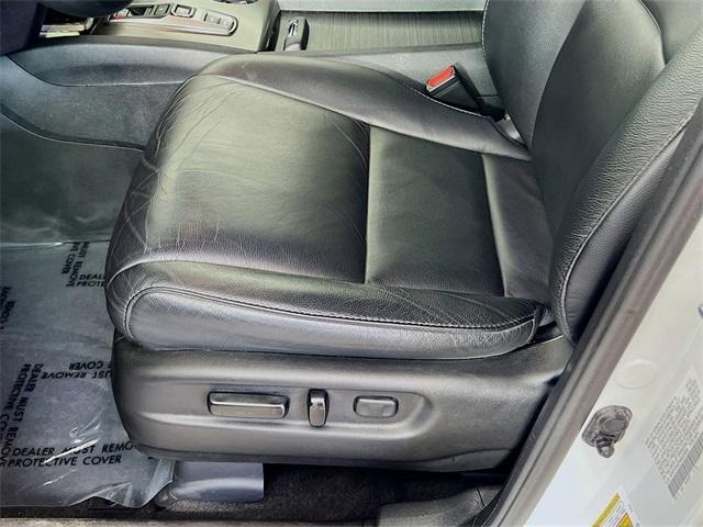 used 2022 Honda Pilot car, priced at $22,750