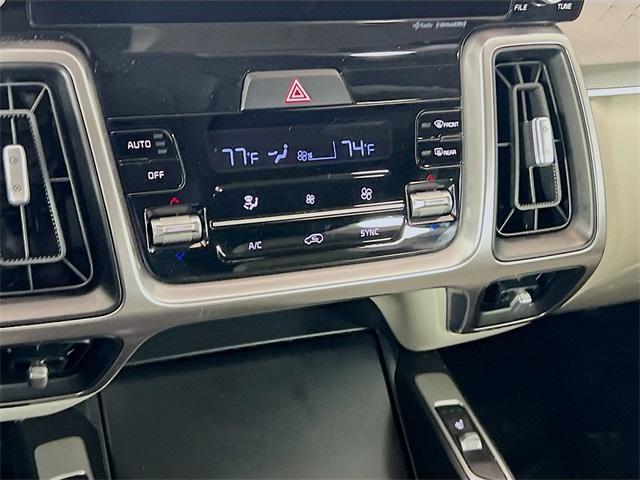 used 2023 Kia Sorento car, priced at $23,353